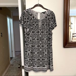 EUC Tunic Blouse B&W